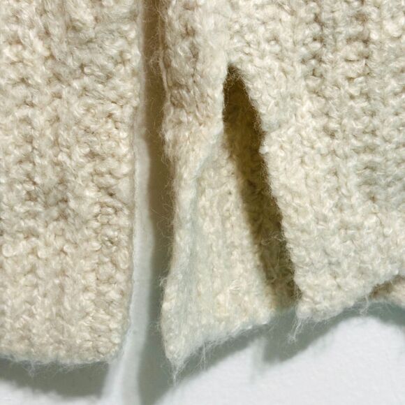 Abercrombie & Fitch Knit Turtleneck Sweater Sz XS Oatmeal Beige Oversize - Picture 4 of 6